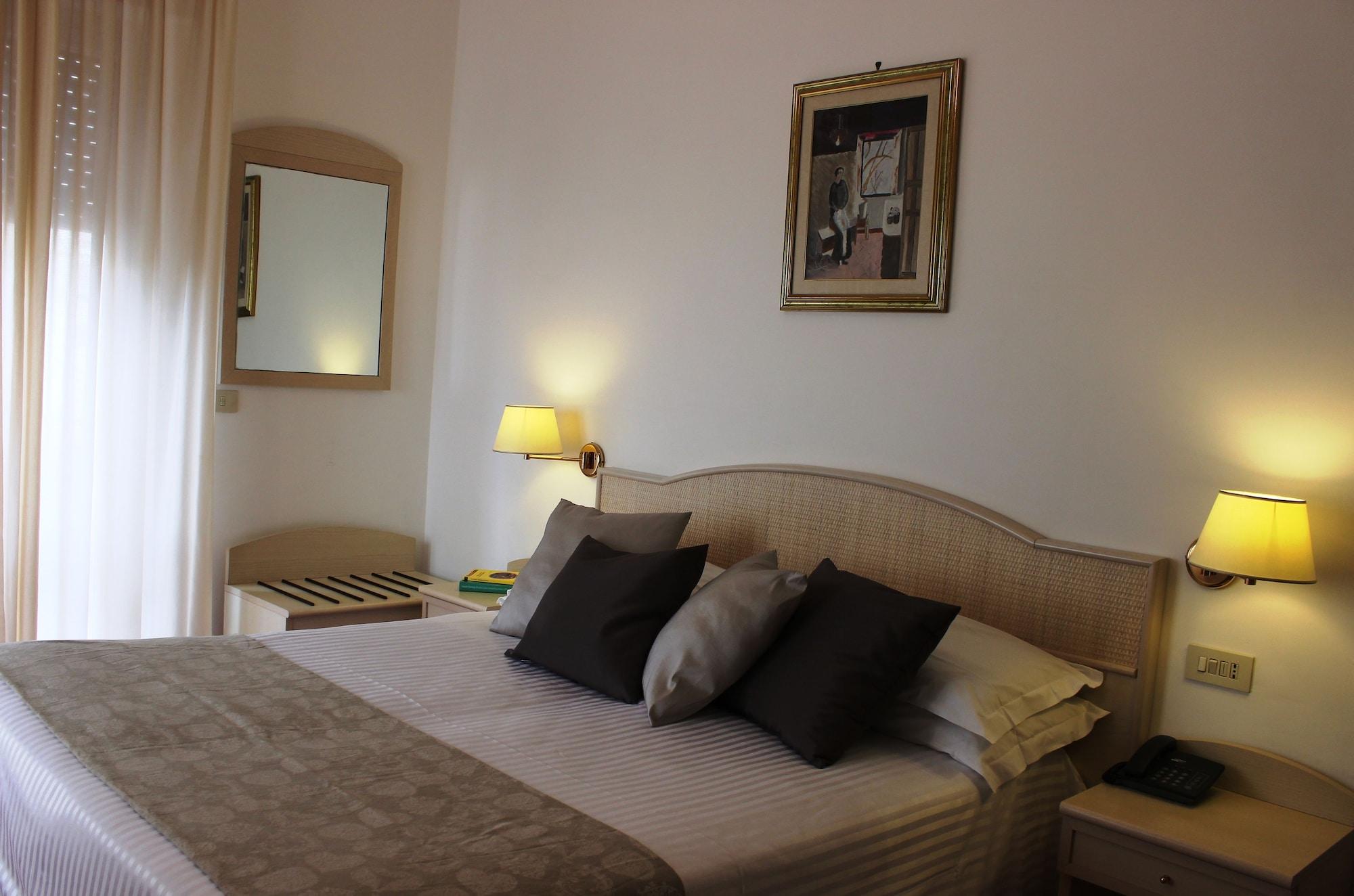 Hotel Miramare Maiori Bagian luar foto
