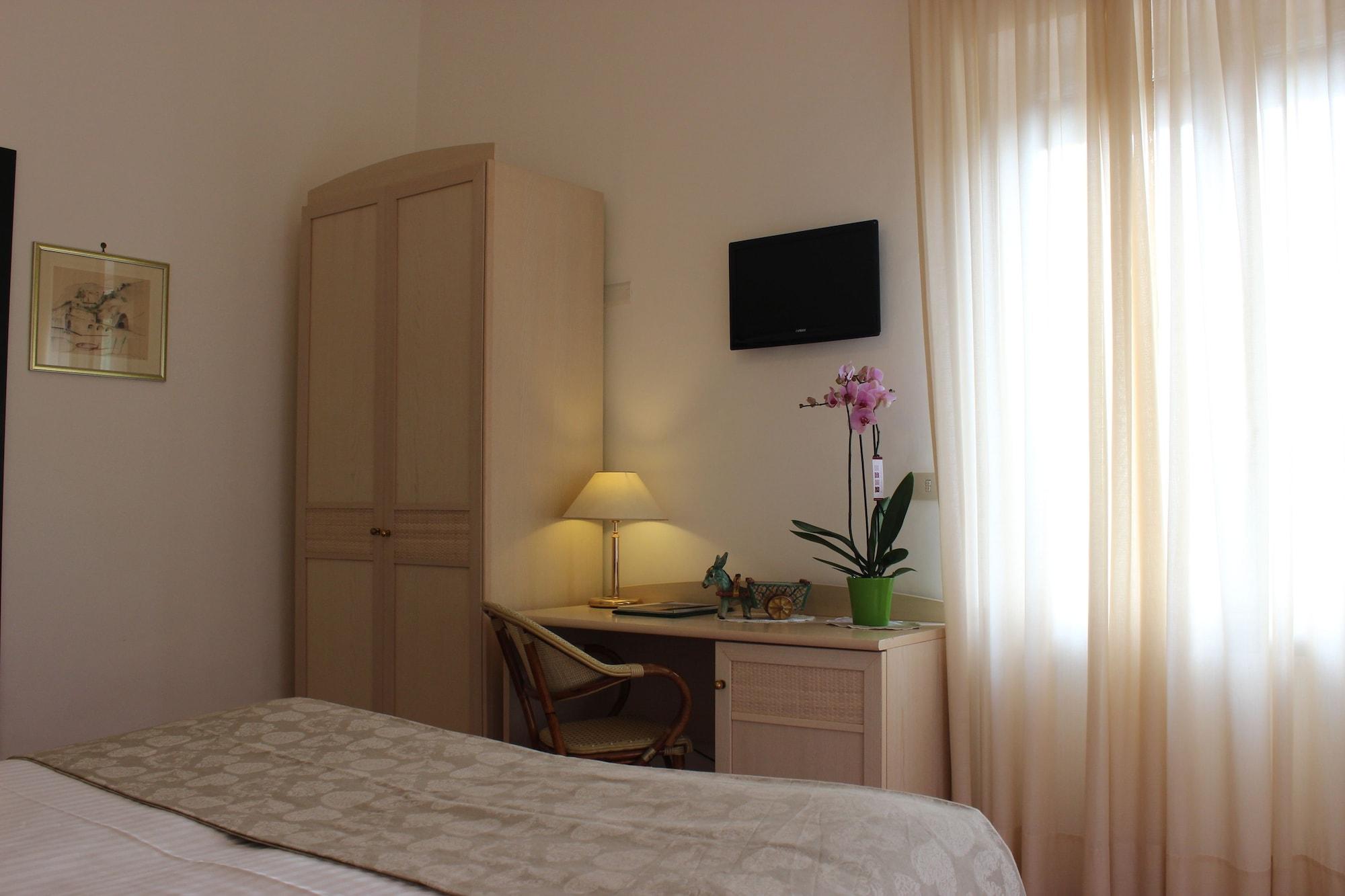 Hotel Miramare Maiori Bagian luar foto