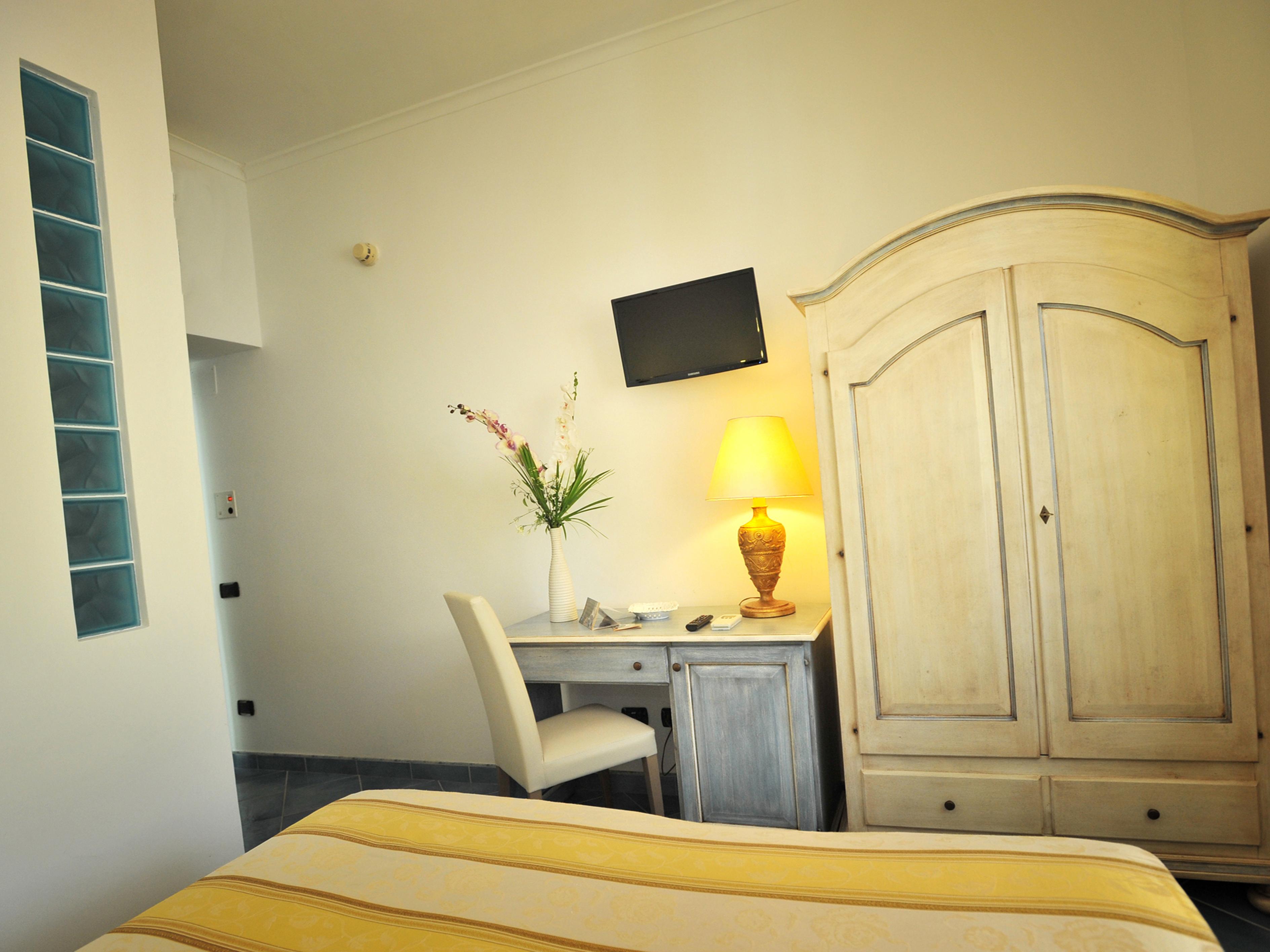 Hotel Miramare Maiori Bagian luar foto