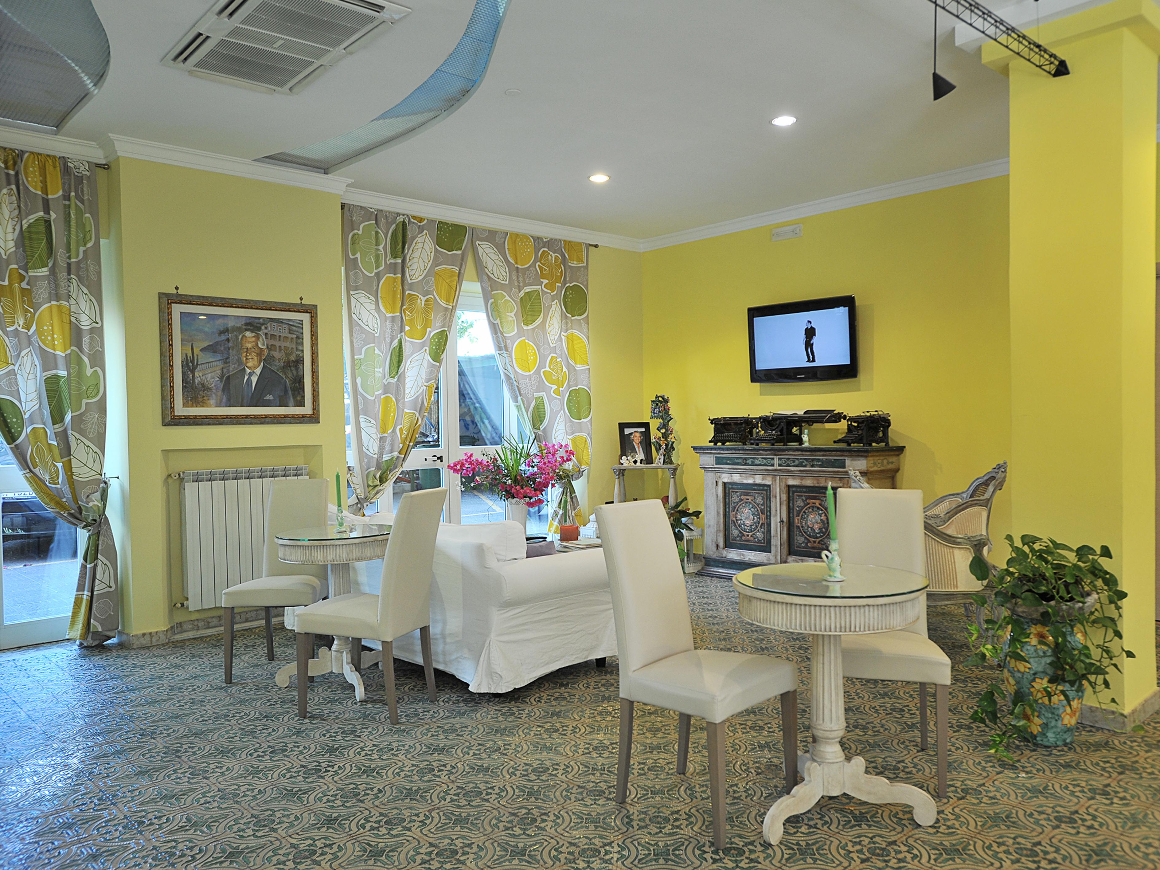Hotel Miramare Maiori Bagian luar foto