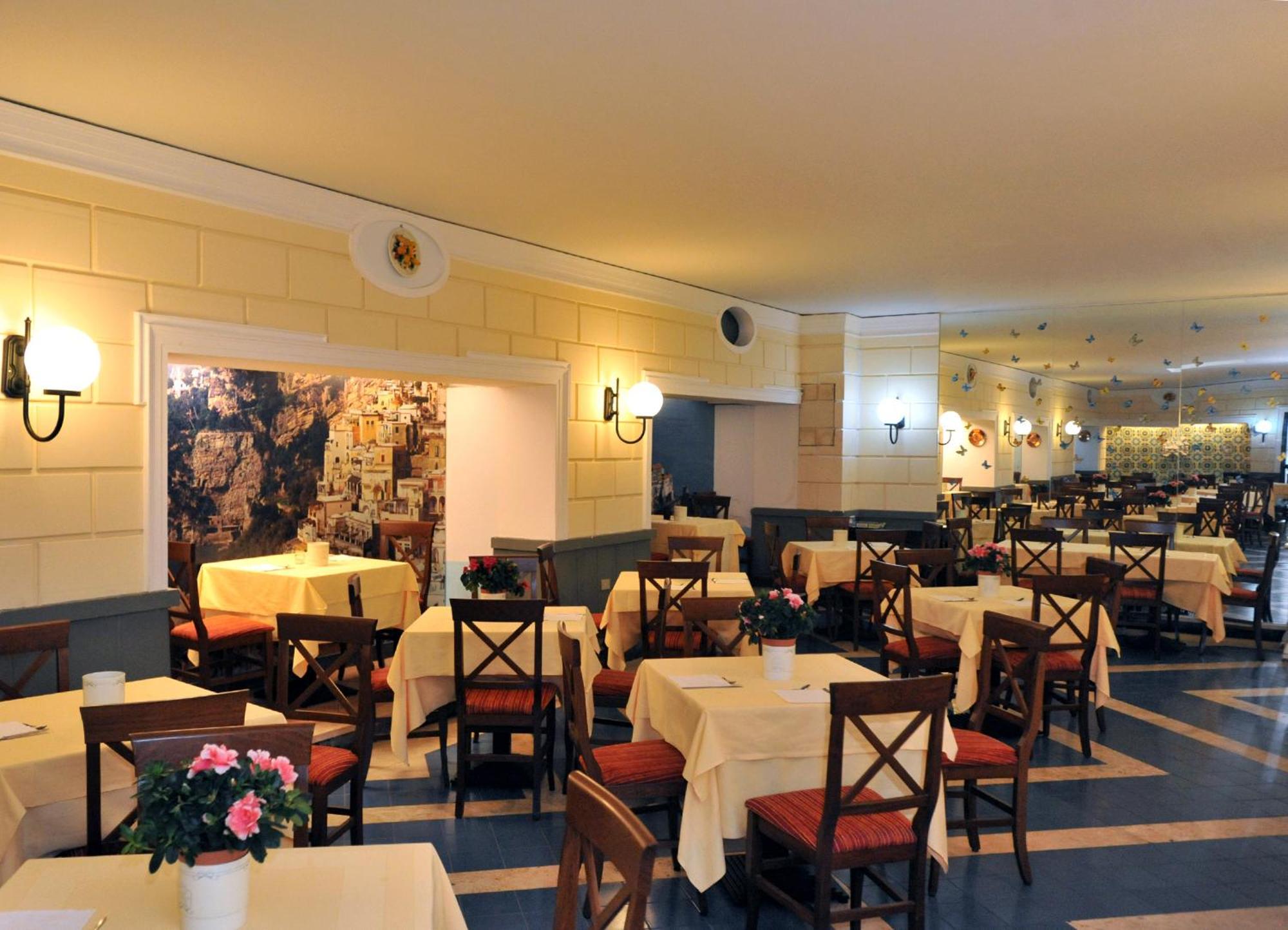 Hotel Miramare Maiori Bagian luar foto
